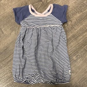 Burt’s Bees Baby bodysuit